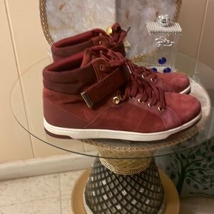 Aldo sneakers 👟 in good condition suede burgundy color